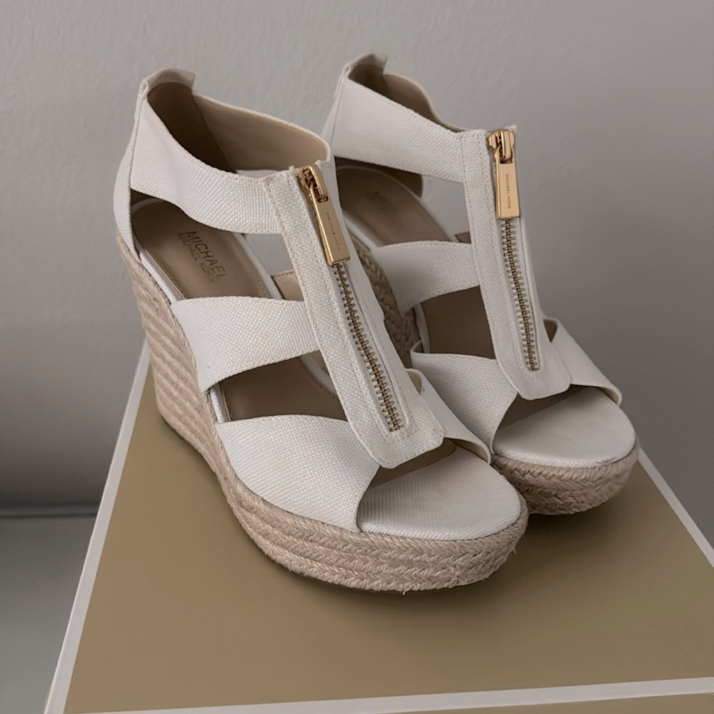 Michael kors sandal